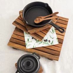 Acacia Trivet 26cm