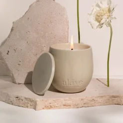 al.ive Body SOY CANDLE Retreat Magnolia & Vanilla