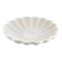 Bowl Round with Scalloped Edge