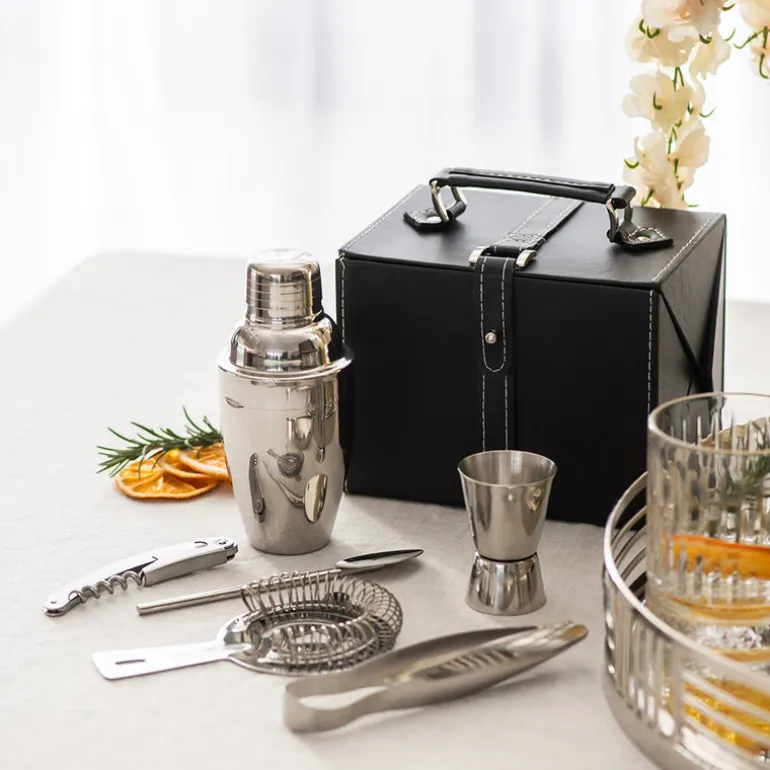 Cocktail Set 6 Piece Leatherette