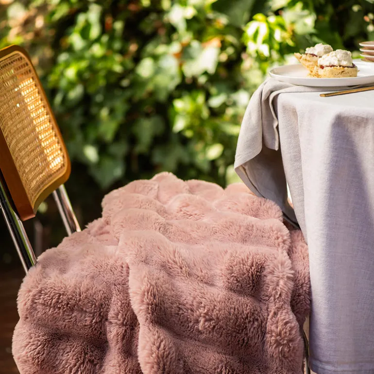 Subtle Rib Faux Rabbit Fur Dusty Rose Throw